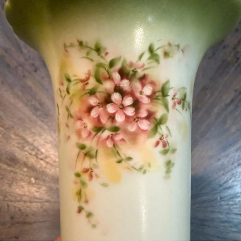 Burton & Burton‎ Hand-Painted Floral Vase Green Satin Finish 6” Scalloped Rim